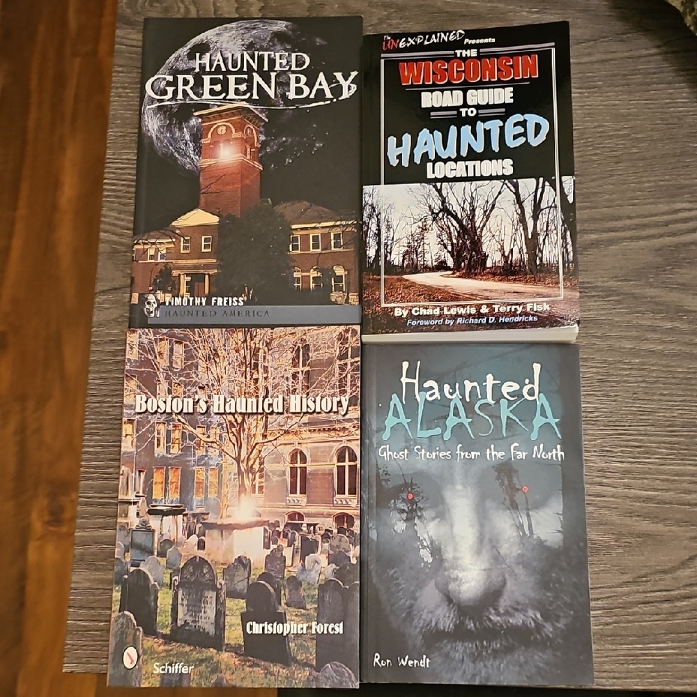 Set of 4 Haunted Books